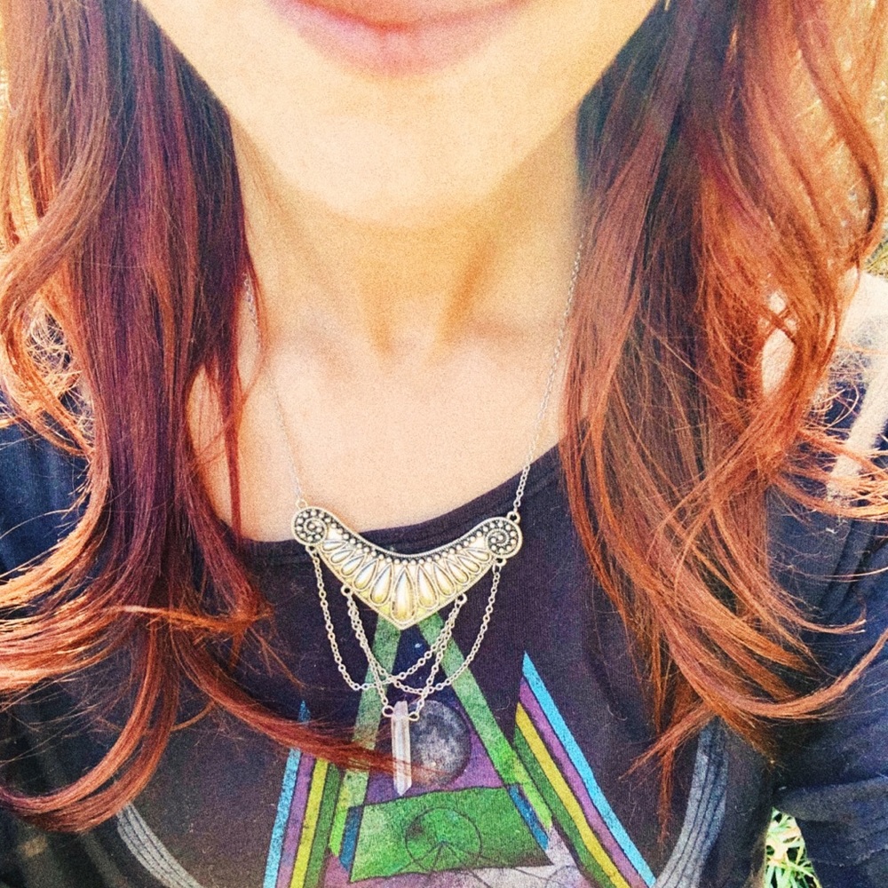 Statement necklace
